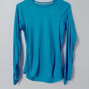 🩵Nike Runn’n Dry Fit Long Sleeve Tee Sz S